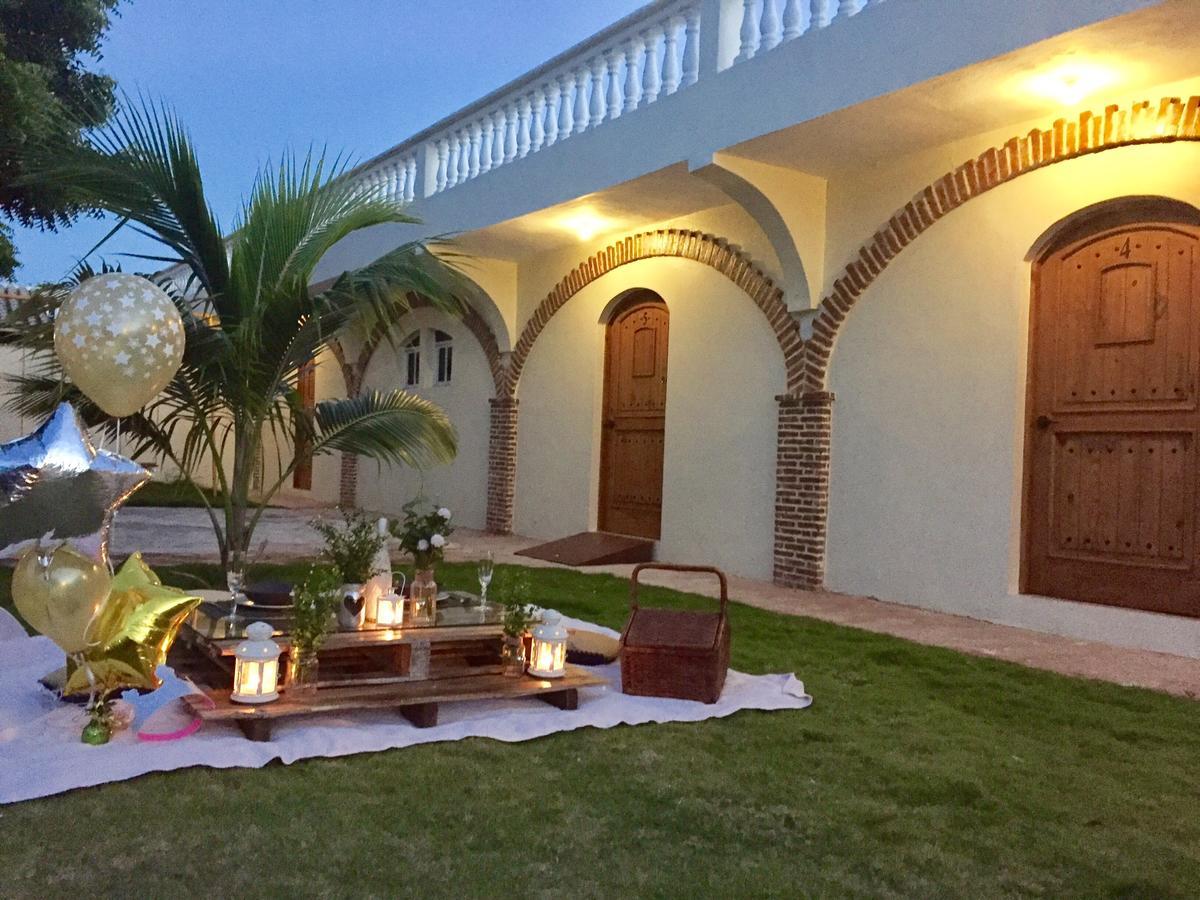 Hotel Yamili Πούντα Κάνα Εξωτερικό φωτογραφία